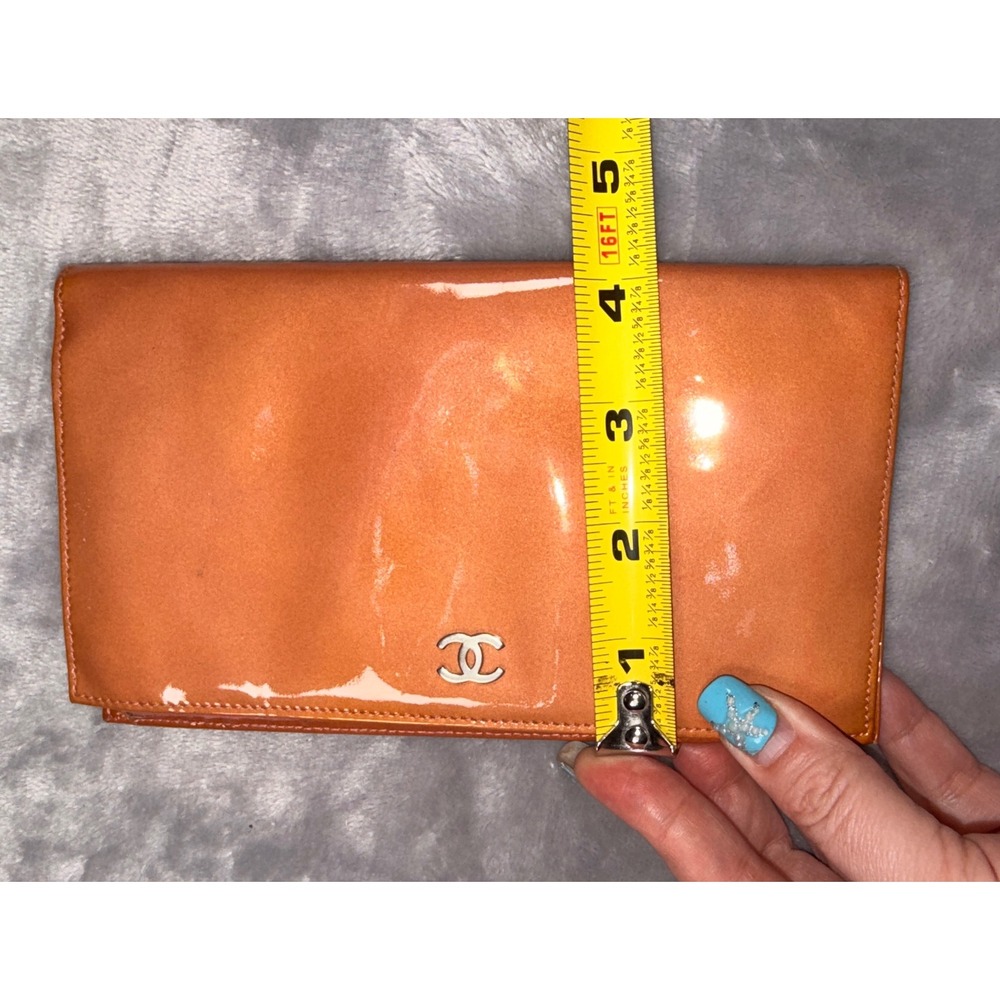 Chanel Vintage Orange Patent Leather Wallet on Chain Crossbody Bag CC Logo - Picture 10 of 10
